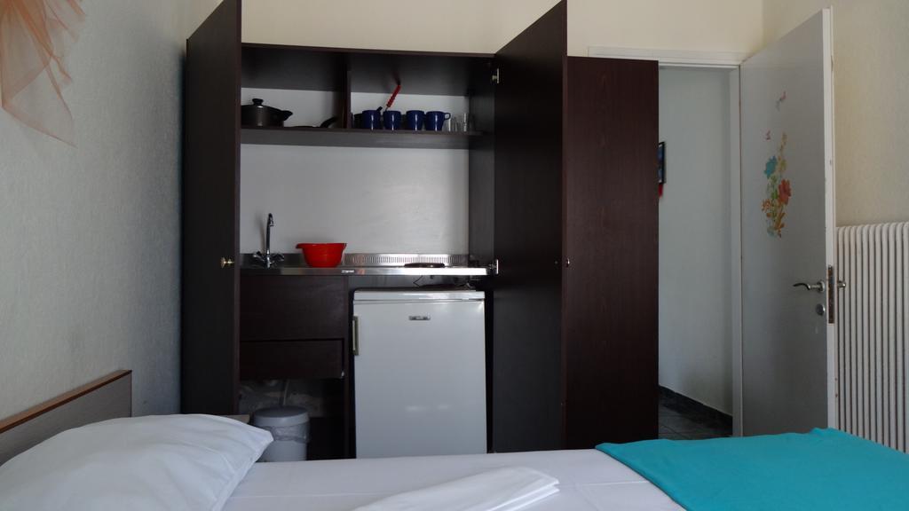 Hotel Dias Apartment Makrygialos Esterno foto